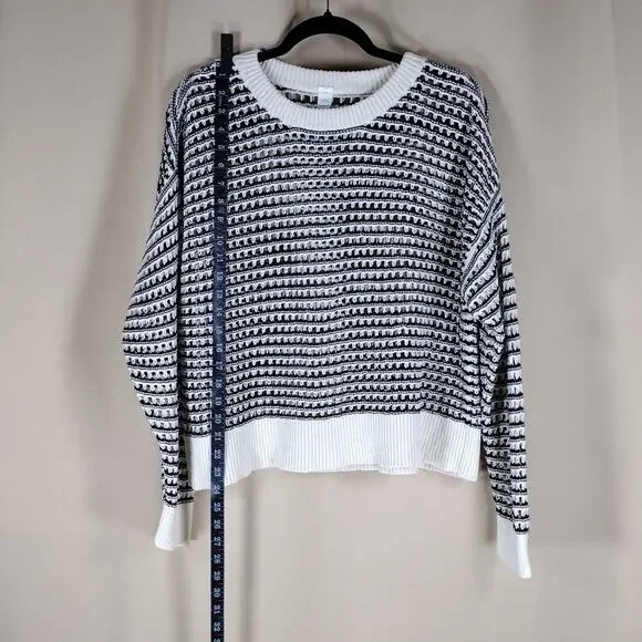 Old Navy Black White Striped Knit Cotton Pullover Patterned Crewneck Sweater - Picture 3 of 11